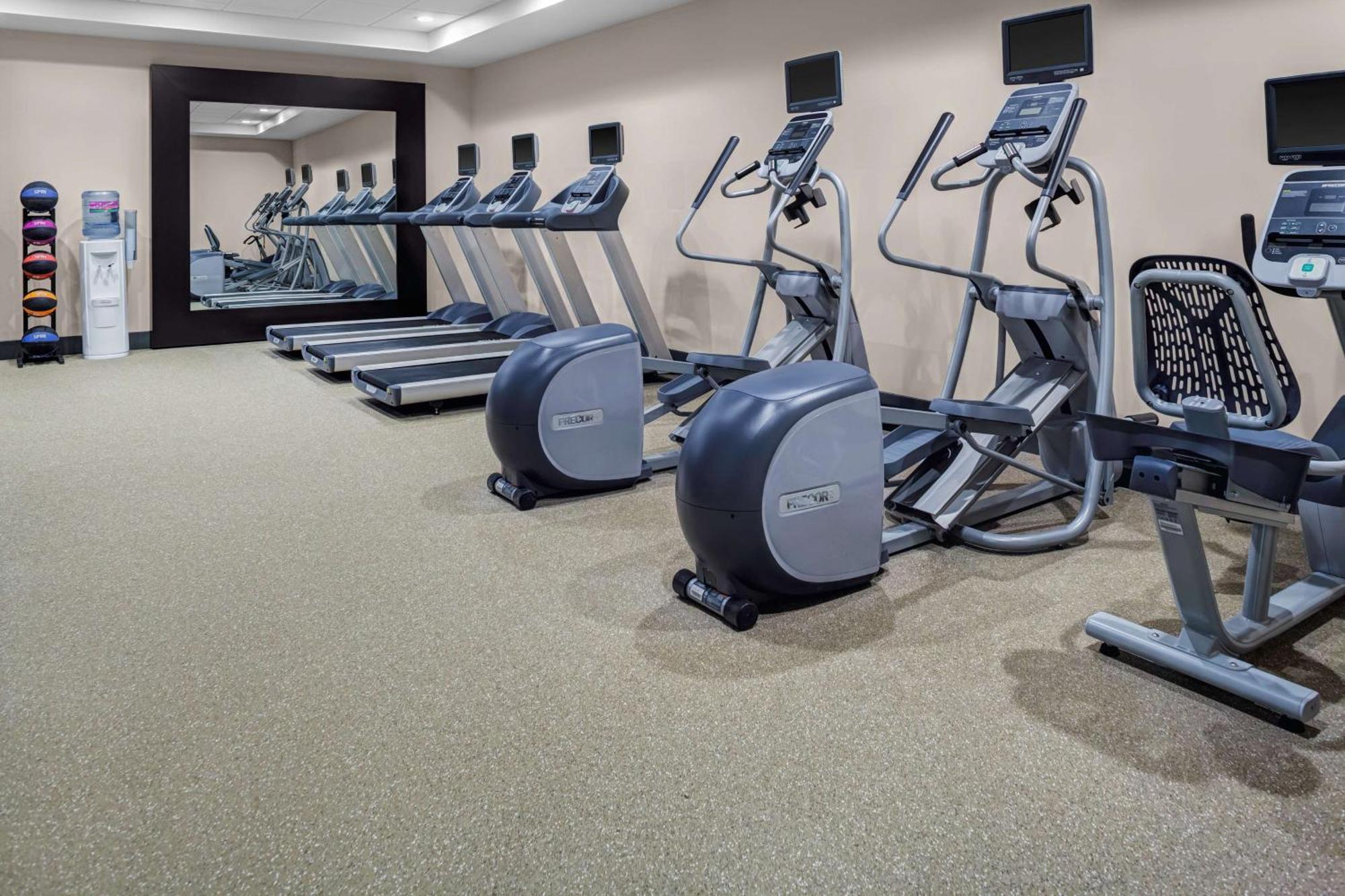 Homewood Suites By Hilton Wauwatosa Milwaukee Εξωτερικό φωτογραφία